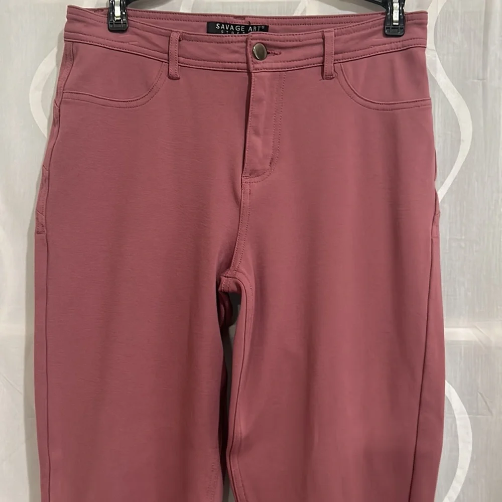 Savage Art Stretch Pink Leggings, Size Medium